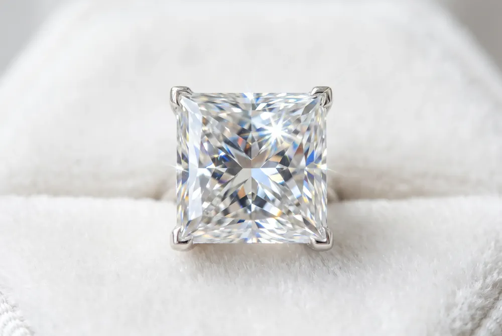 Master the nuances of proportion and symmetry to select a princess cut diamond that radiates exceptional fire and brilliance.