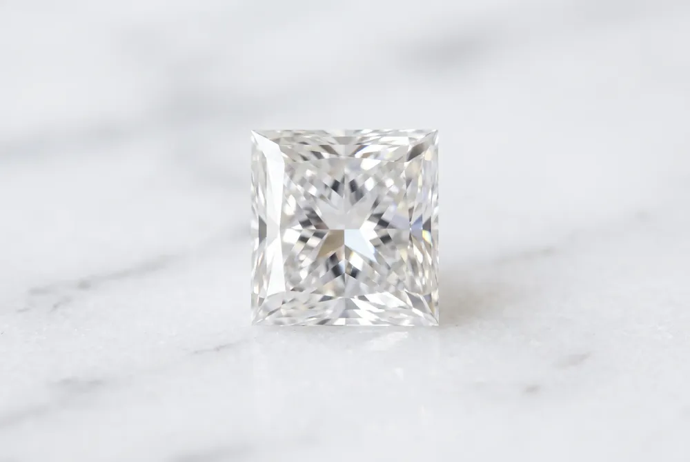 Master the essential proportions required to ensure your square stone radiates with optimal brilliance and fire.
