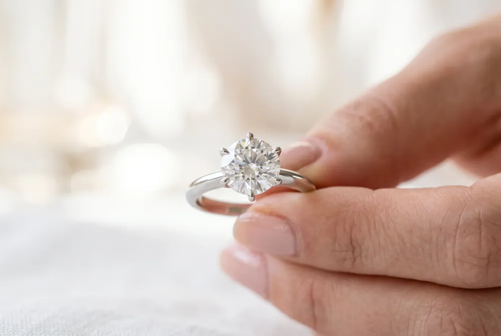 Sophisticated setting designs like bezels and V-prongs offer an elegant, secure sanctuary for the vulnerable points of your exquisite diamond.