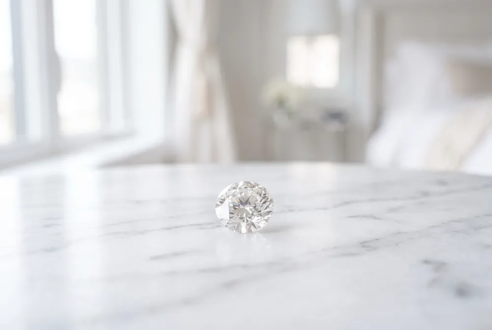 Choose a center stone that captures your personal narrative, whether you prefer the vintage allure of a cushion cut or the sharp, modern elegance of a princess profile.