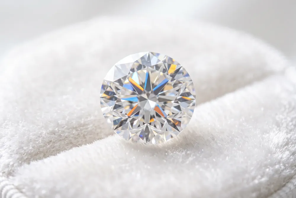 A delicate halo frame protects the sharp corners of your princess cut stone while amplifying its natural radiance.