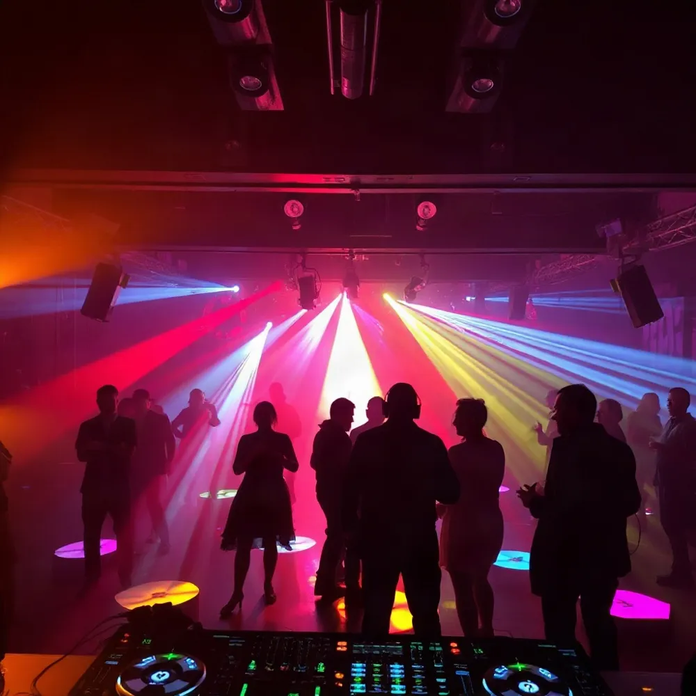 Met All Star Entertainment hoef je nergens aan te denken: één aanspreekpunt, back-up apparatuur en een technicus op de avond zelf voor een feest zonder zorgen en met gegarandeerd dansplezier.