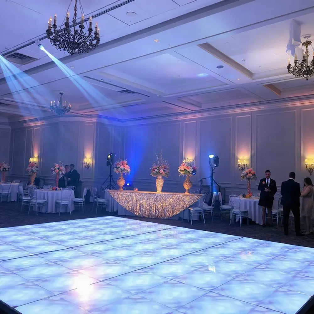 Kies voor een stressvrije ervaring en laat All Star Entertainment alles regelen, van de beste bruiloft-dj tot licht, geluid en de spectaculaire verlichte dansvloer voor jouw evenement.