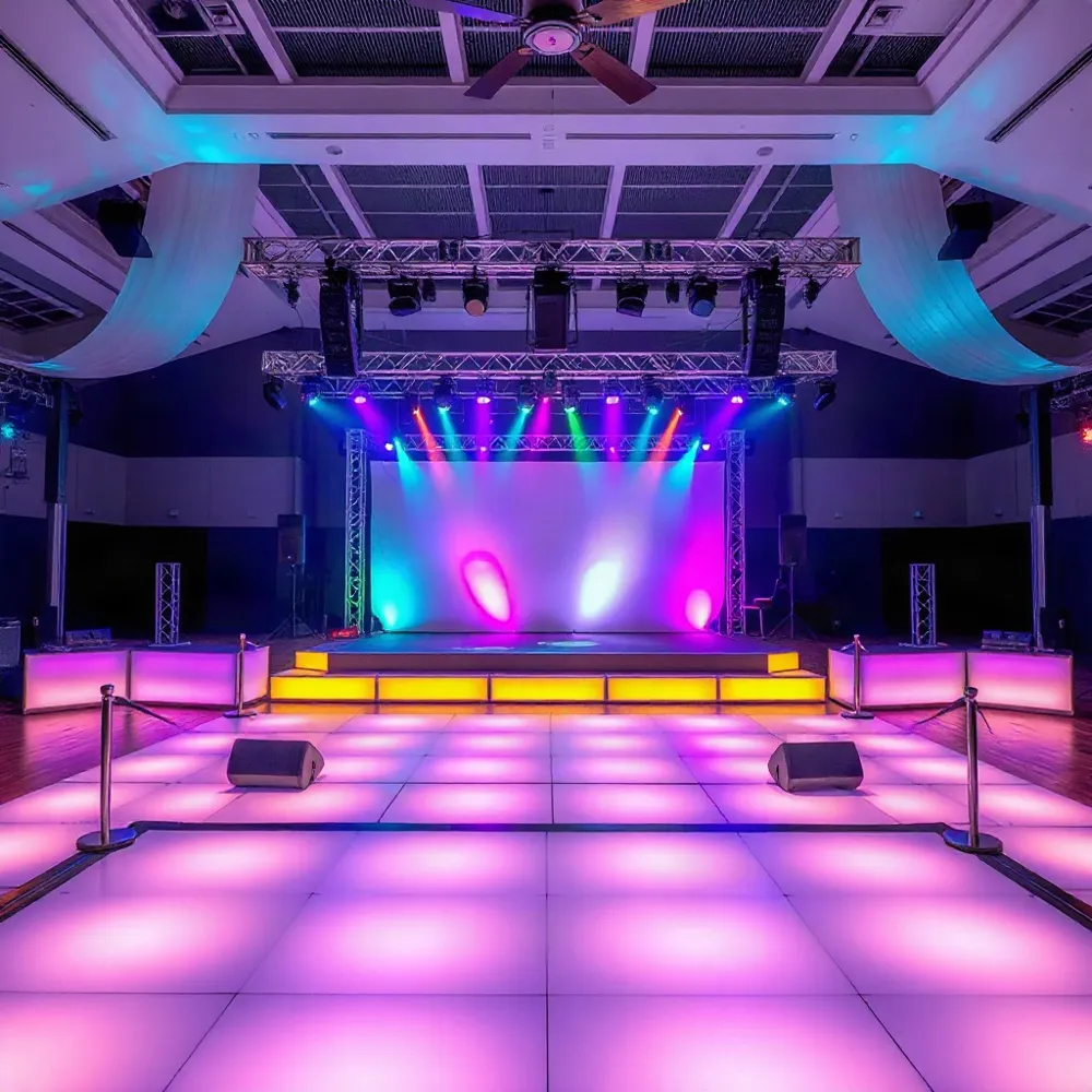 Creëer een onvergetelijke ervaring met onze professionele lichtshows, kraakhelder geluid en een spectaculaire verlichte dansvloer die gegarandeerd indruk maakt op al jullie gasten.